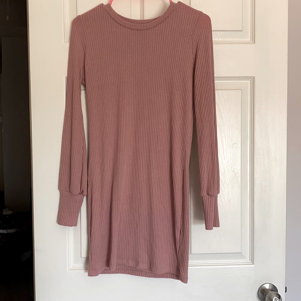 Dusty pink ribbed long sleeve dresss